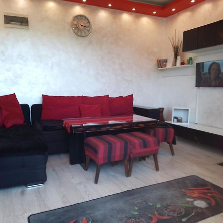 Appartement Red House à Veliko Tarnovo Extérieur photo
