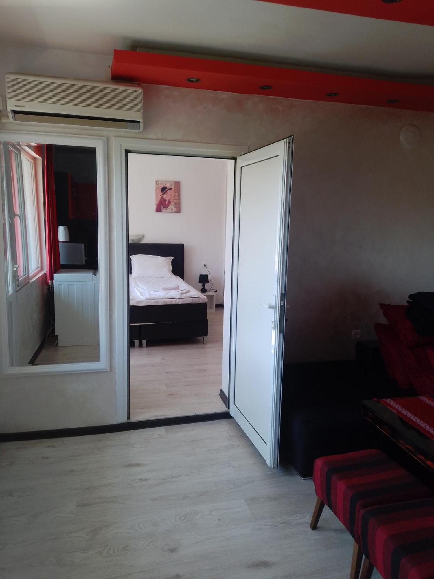 Appartement Red House à Veliko Tarnovo Extérieur photo